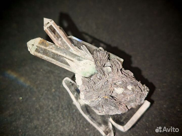 Горный хрусталь, Гематит. 202