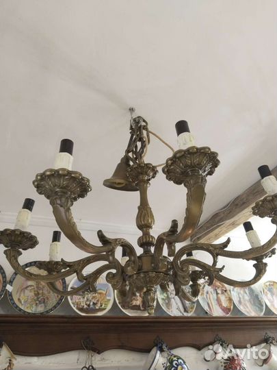 Старинная люстра