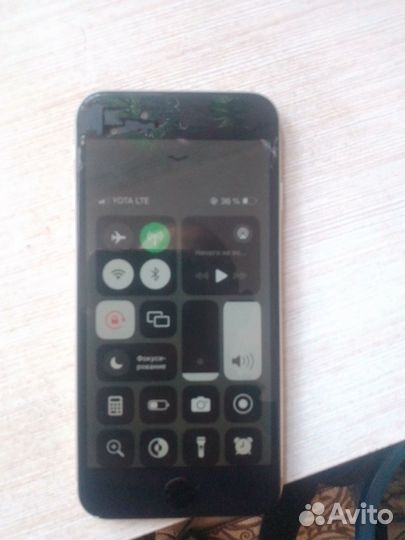 iPhone SE (2020), 64 ГБ