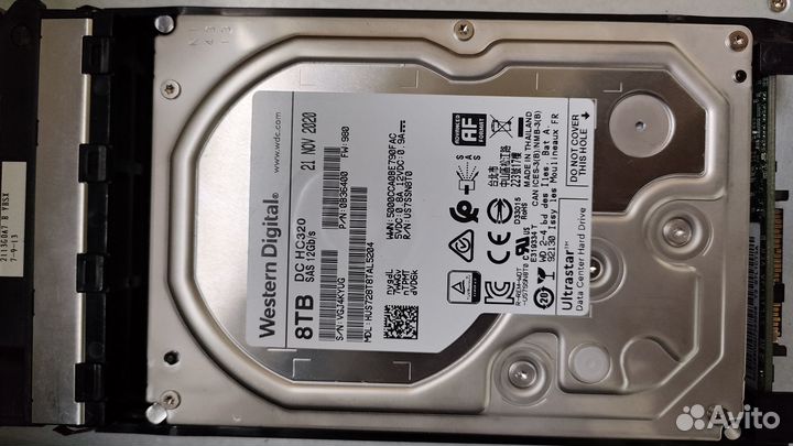 8TB SAS Western Digital HUS728T8TAL5204 новые