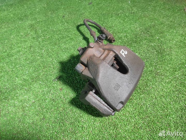 Тормозной суппорт передний левый Opel Astra H