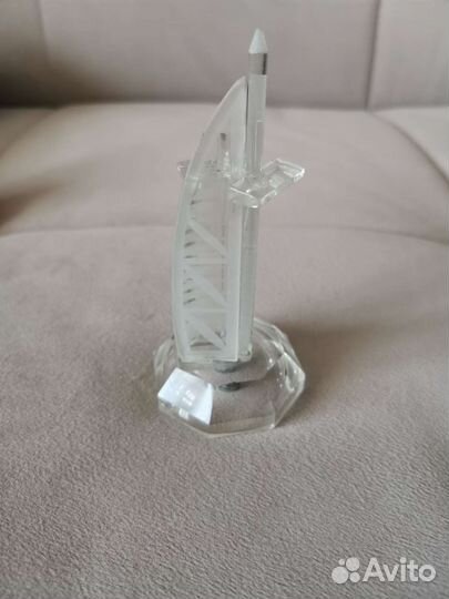 Статуэтка из Дубая. Отель Парус