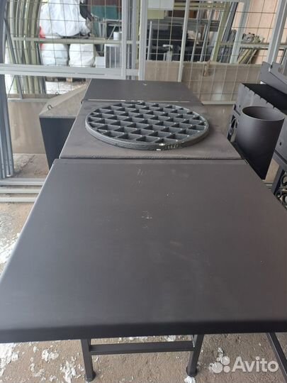 Печь под казан со столиками