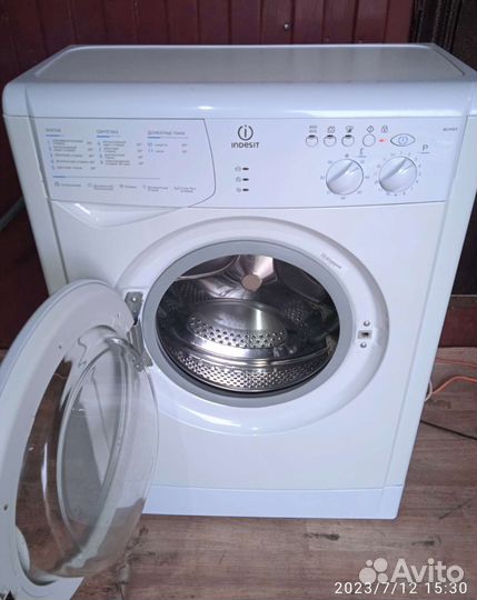 Стиральная машина бу Indesit на 3.5 кг