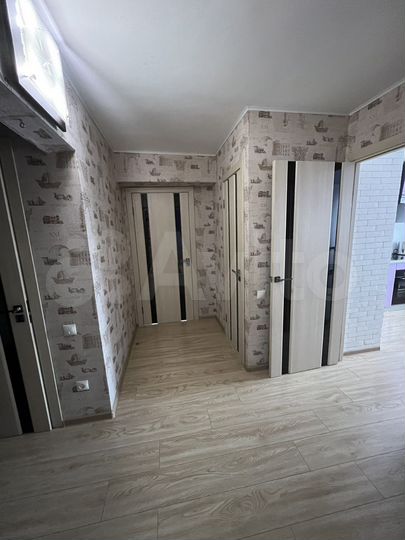 2-к. квартира, 57,4 м², 1/5 эт.