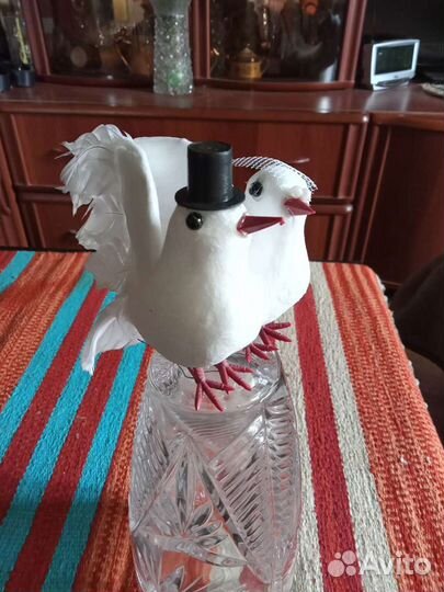 Статуэтка голубь и бокалы свадебная
