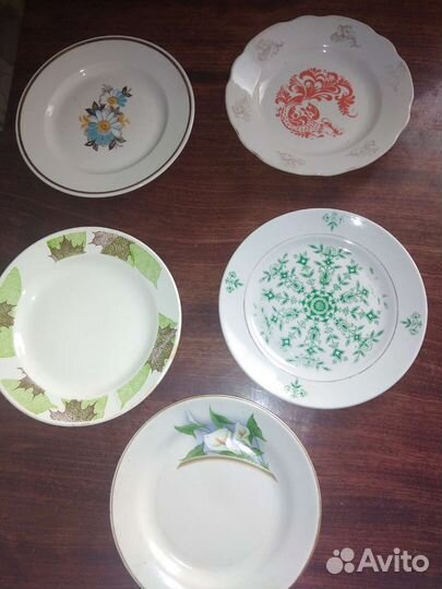 Тарелки мелкие