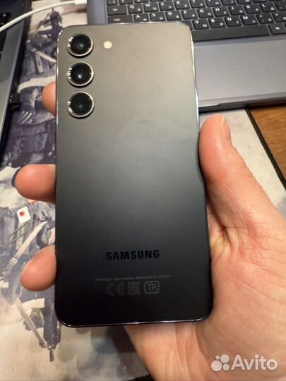 Samsung Galaxy S23, 8/256 ГБ