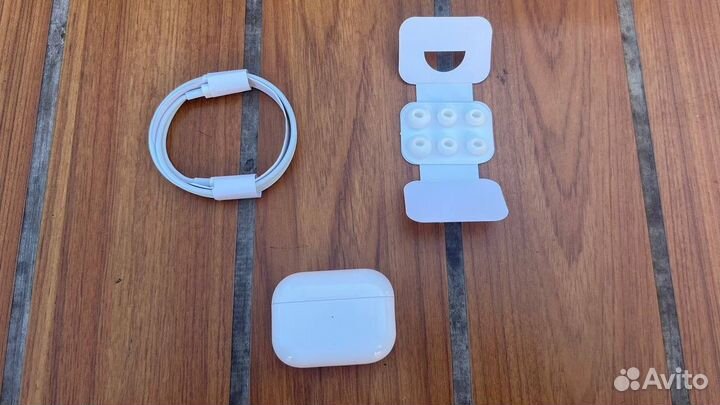 Беспроводные наушники Apple AirPods Pro 2