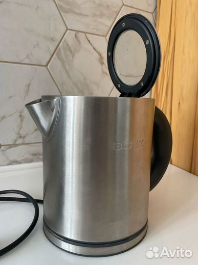 Электрический чайник Bork K701