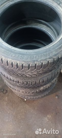 Bridgestone Blizzak Ice 205/55 R16