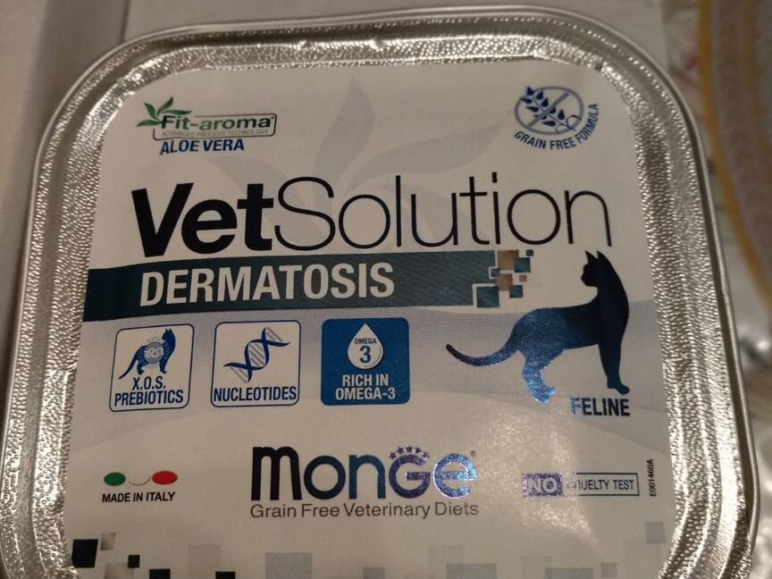 Корм для кошек monge vet solution dermatosis влаж