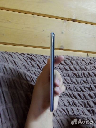 Samsung Galaxy A50, 4/128 ГБ