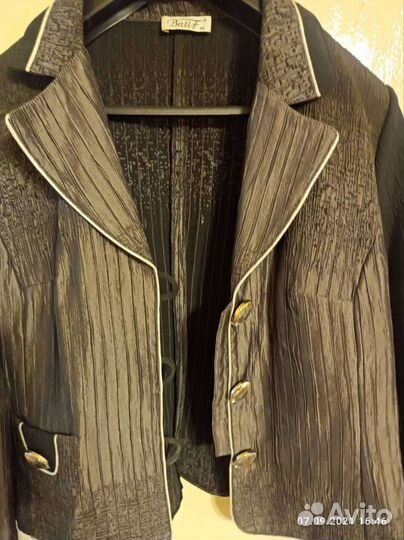 Женские вещи 52-54