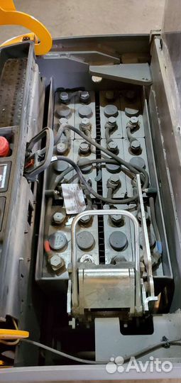 Электрический Штабелер Jungheinrich