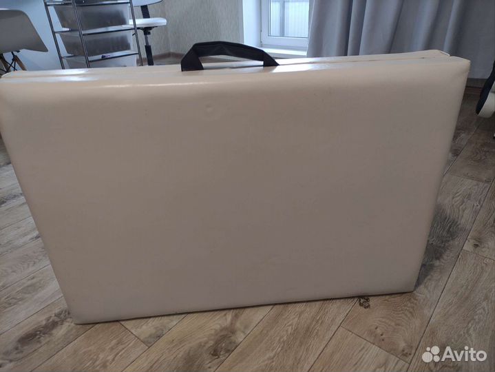 Кушетка для наращивания ресниц бу