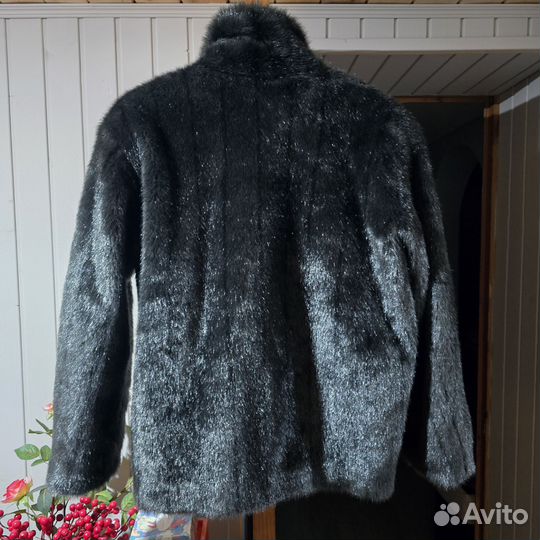 Полушубок женский 52 54