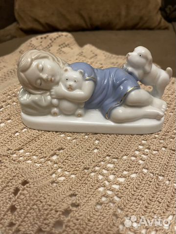 Фарфоровые статуэтки