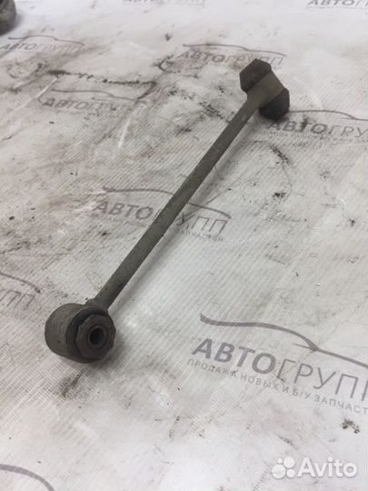 Стойка стабилизатора задняя правая Mb C 220 Cdi