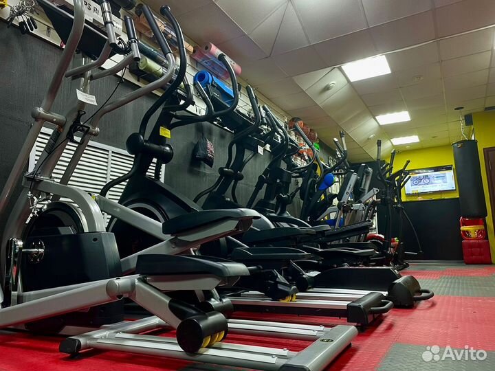 Эллиптические тренажеры. Беговые дорожки