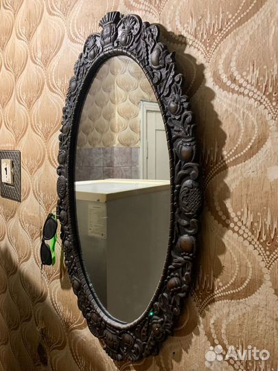 Зеркало настенное