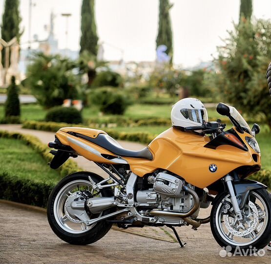 BMW R1100S