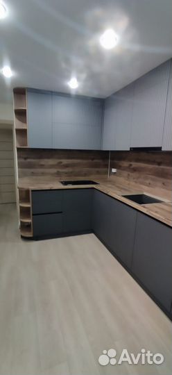 Кухня угловая серая
