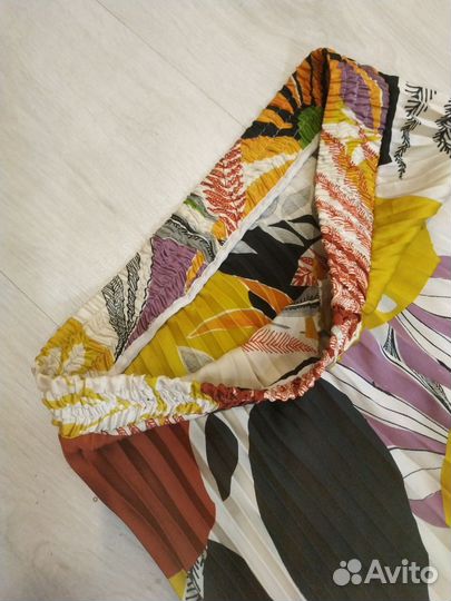 Яркая юбка плиссе