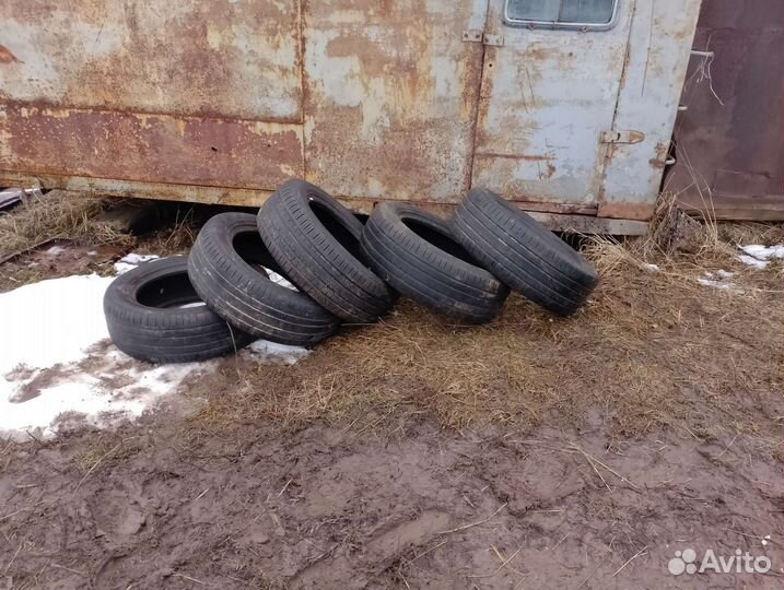 Продается резина 235\60R18
