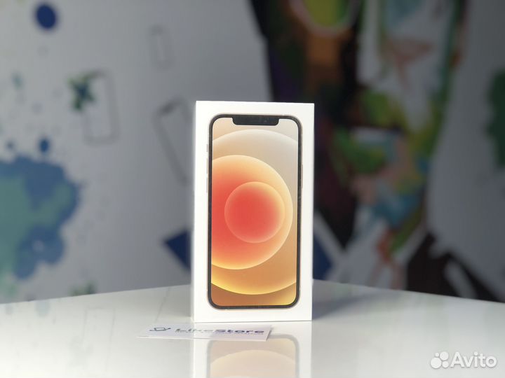 iPhone 12, 64 ГБ