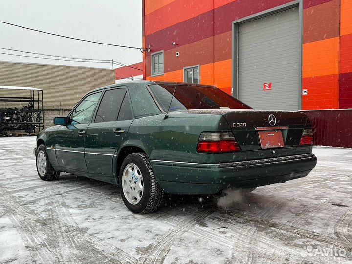 В разбор из Японии Mercedes-Benz W124 M104.992 3.2