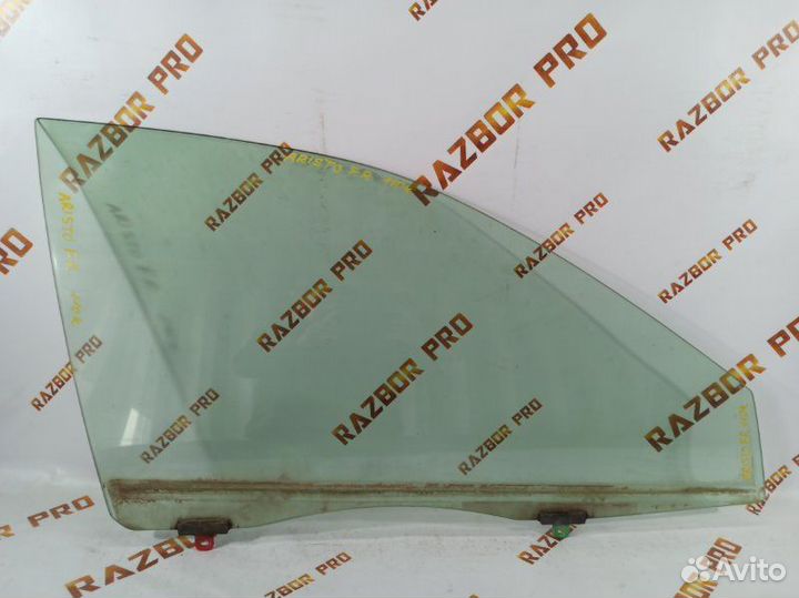 Стекло двери опускное переднее правое Toyota