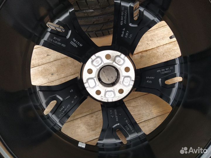 Оригинальные Диски без шин Audi RS6 C8 / RS7 R22