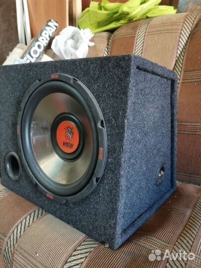Сабвуфер Mistery с усилителем Pioneer