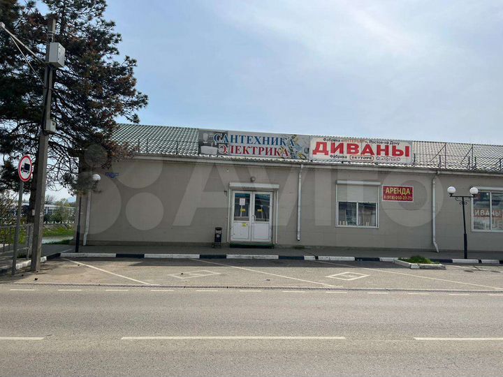 Торговая площадь, 65 м²