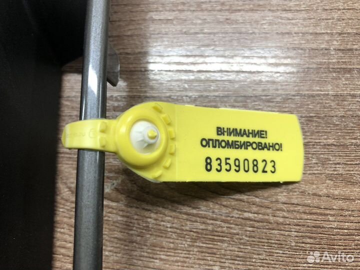 Накладка декоративная Mazda Axela BK 2002-2008