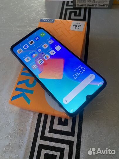 TECNO Spark 8C, 4/64 ГБ