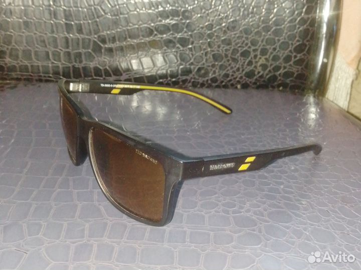 Солнцезащитные очки Ted Brown