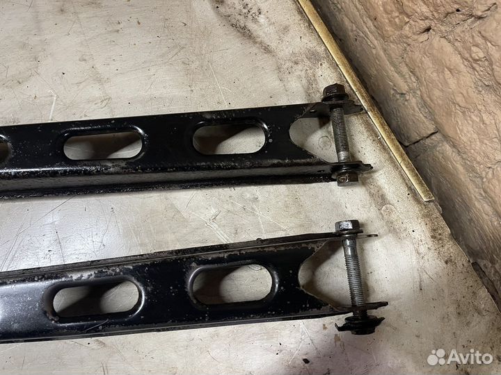 Рычаг задний поперечный нижний Opel Vectra B