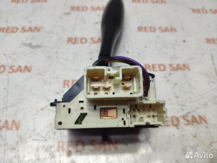 Переключатель поворотов Mitsubishi Pajero Sport