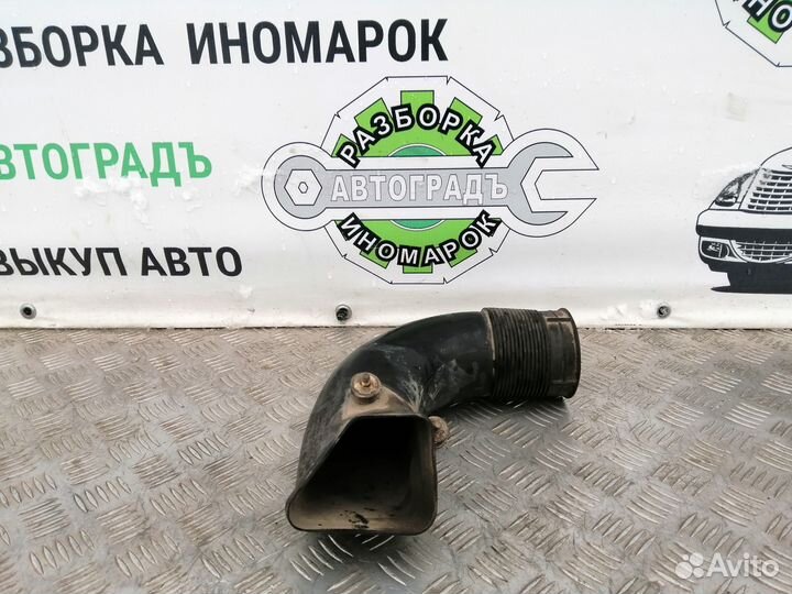 Патрубок воздушного фильтра Audi 100 C4 45 кузов