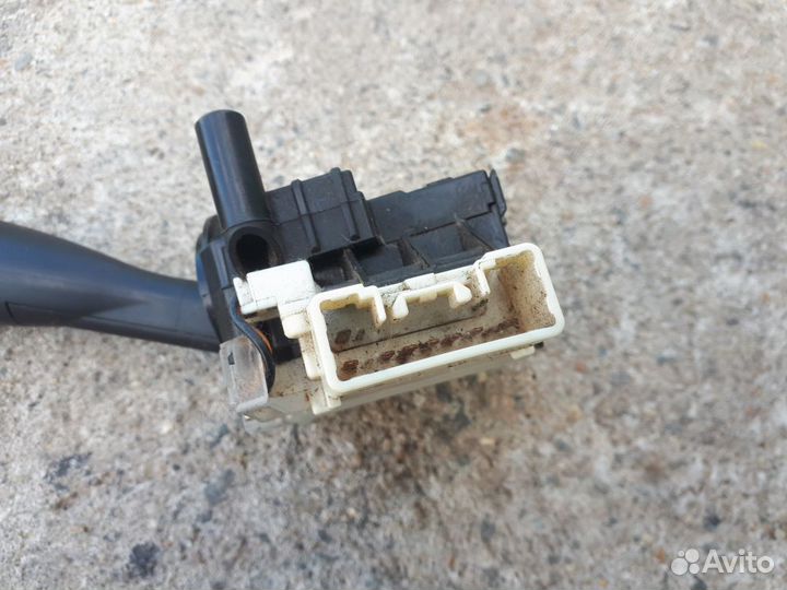 Переключатель поворотов Suzuki Grand Vitara 2