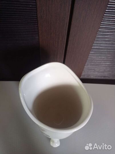 Изделия из фарфора. и столвый набор