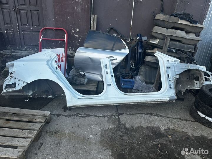 Порог с центральной стойкой Solaris 2