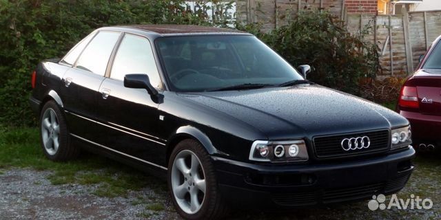 Лобовое стекло Ауди 80