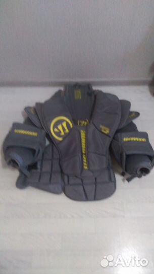 Вратарский нагрудник Warrior