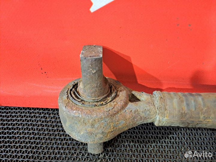 Тяга реактивная продольная