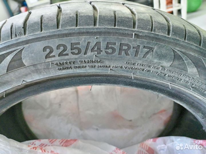 Triangle LS01 225/45 R17 100B