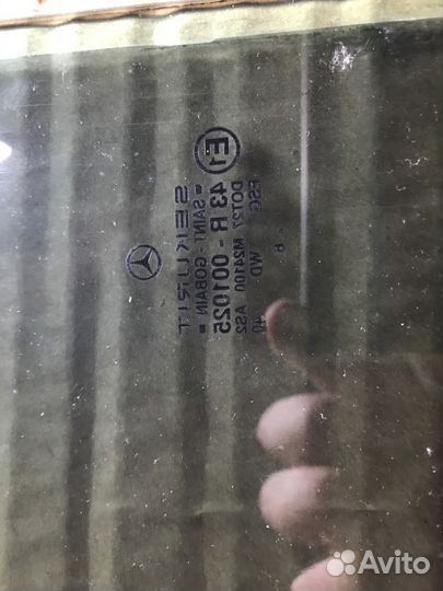 Стекло Зад правое w210 Mercedes