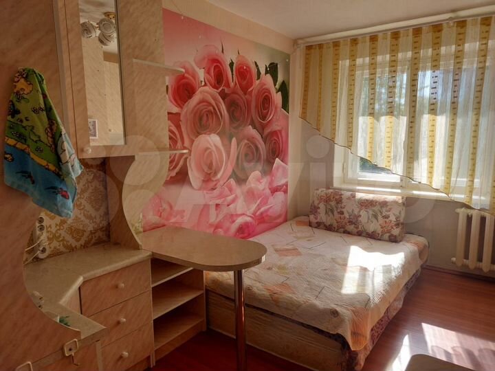 Комната 13 м² в 4-к., 2/5 эт.